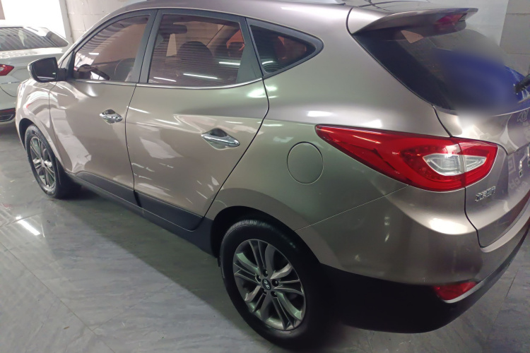 北京现代ix35 2013款 2.0L 自动两驱智能型GLS 国V车身外观6003