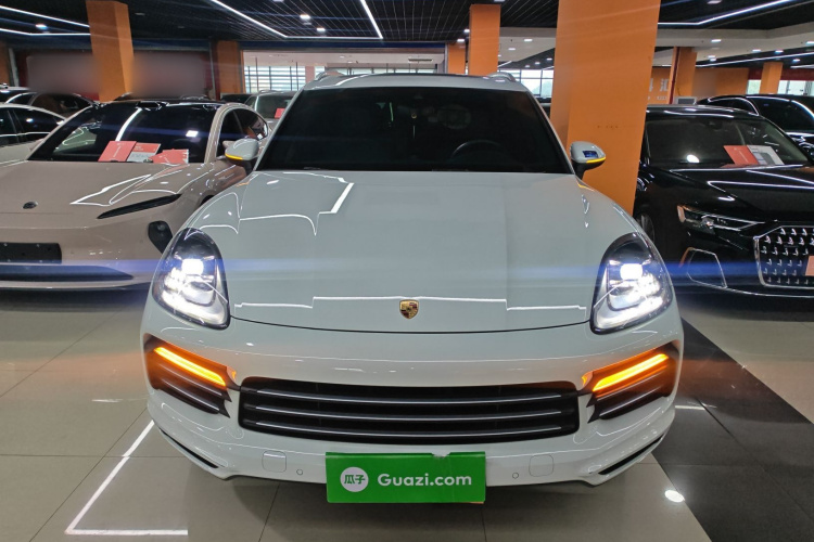 保时捷 2019款 Cayenne 3.0T车身外观2