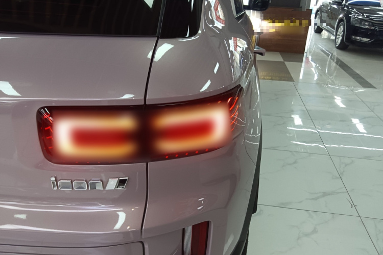 吉利汽车 吉利icon 2025款 玲珑 1.5TD 如意版车身外观9