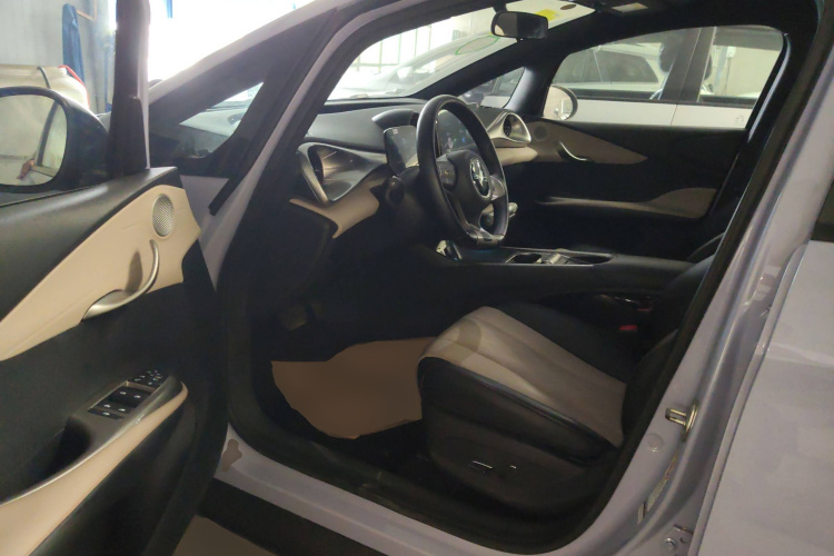 比亚迪 海豚 2023款 420km 自由版中控内饰20