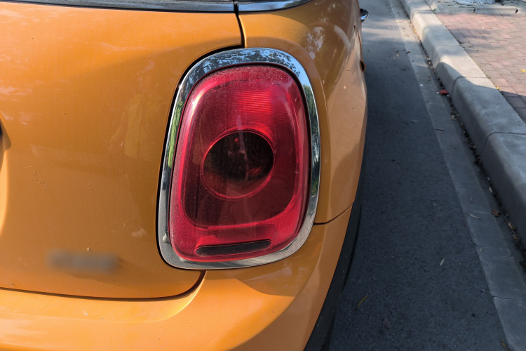 MINI 2014款 1.2T ONE+车身外观9