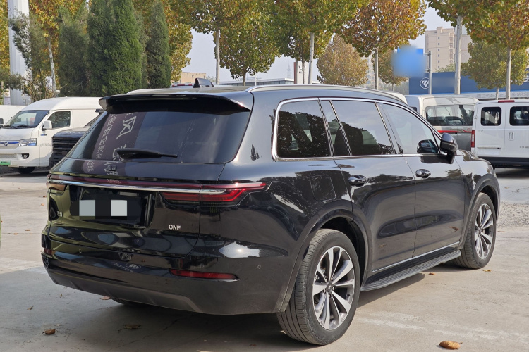 理想汽车 理想ONE 2021款 增程6座版车身外观6004