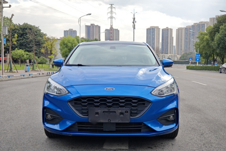 福特 福克斯 2020款 两厢 EcoBoost 180 自动锋潮型车身外观6003