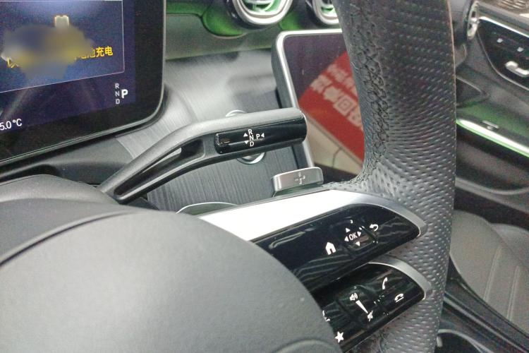 奔驰C级 2023款 改款 C 260 L 运动版局部细节18