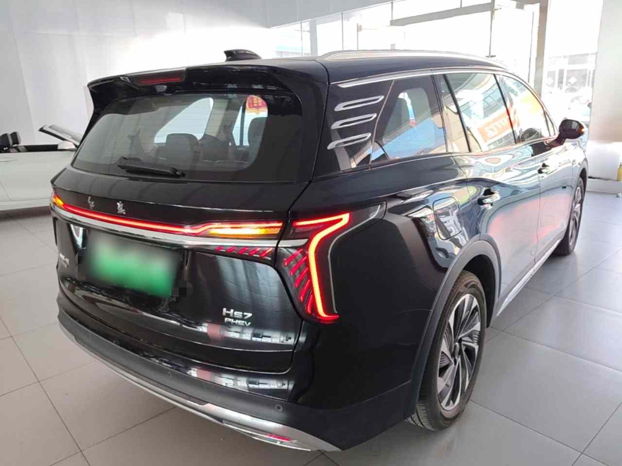 红旗HS7 PHEV 2024款 2.0T PHEV 四驱旗畅版 6座(5)