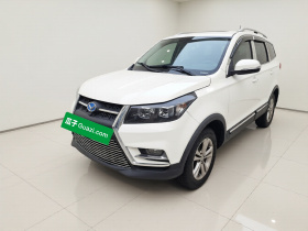 北汽幻速S3 2016款 S3L 1.5L 手动尊贵型