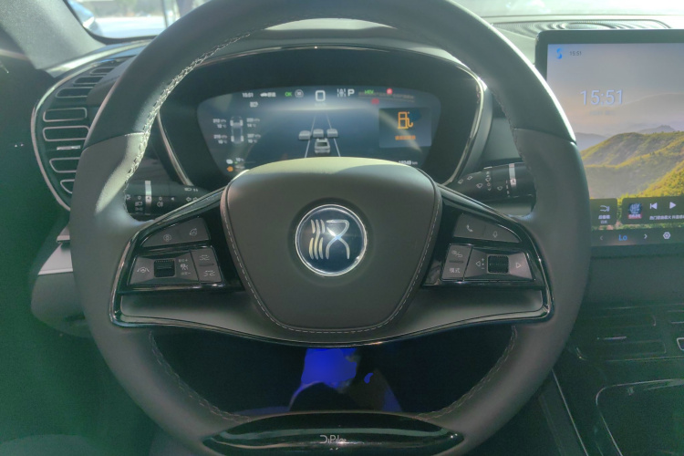 比亚迪 汉 2025款 DM-i 125KM精英型中控内饰13