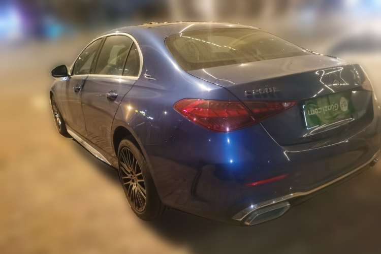 奔驰C级 2022款 C 260 L 运动版车身外观5