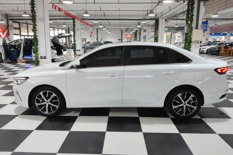 吉利汽车 帝豪 2022款 第4代 1.5L CVT尊贵型车身外观6003