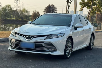 丰田 凯美瑞 2019款 改款 双擎 2.5HG 豪华版