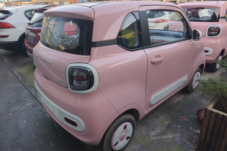 奔腾小马 2025款 222km 灵韵马车身外观7