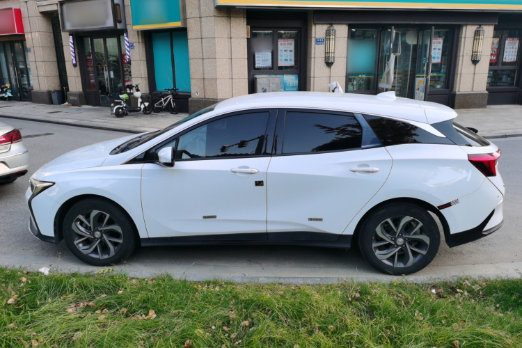 别克 微蓝6 2019款 互联时尚型车身外观6003