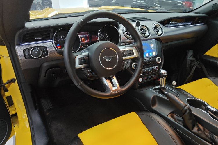 福特Mustang（平行进口） 中控内饰7002