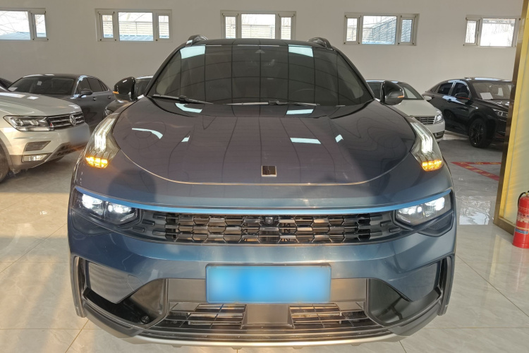 领克01 2021款 2.0TD 两驱耀Pro车身外观2