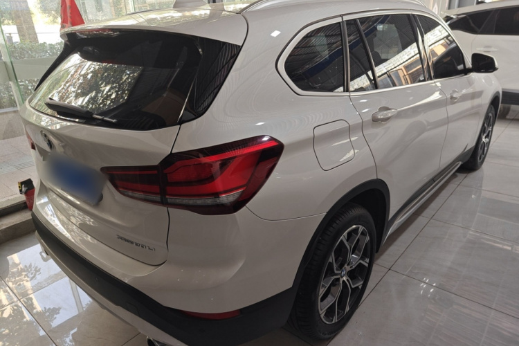 宝马X1 2022款 sDrive20Li 时尚型车身外观7