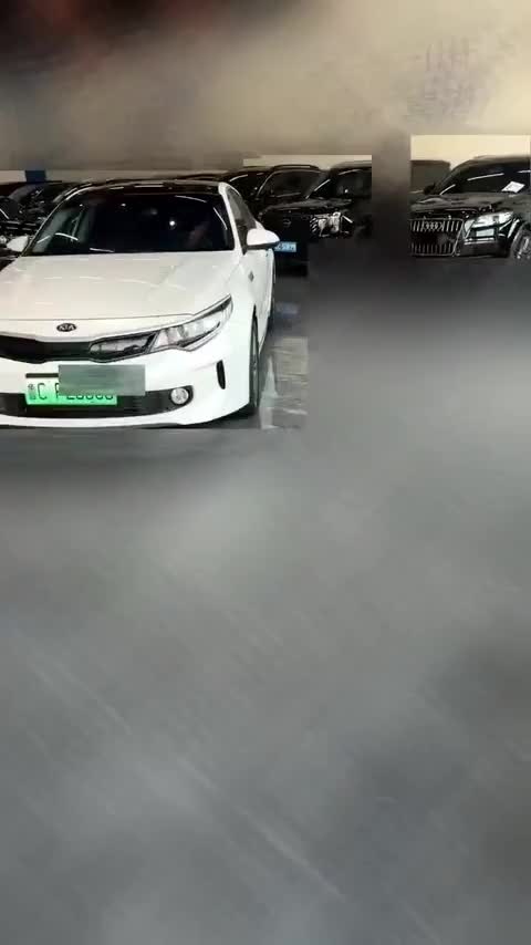 广汽传祺 传祺GS8 2022款 领航系列 2.0TGDI 两驱豪华智联版（七座）讲解1