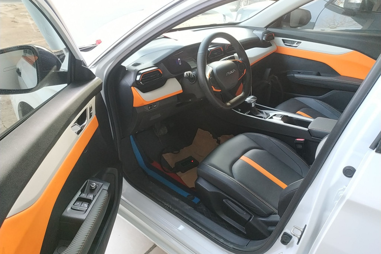 东风风神 奕炫 2023款 马赫版 1.5L 自动追影版中控内饰20