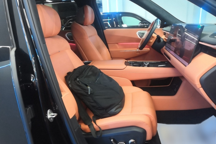 领克900 2025款 1.5T Ultra局部细节41