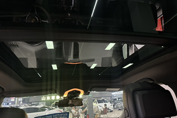 保时捷 2017款  Macan 2.0T中控内饰7006