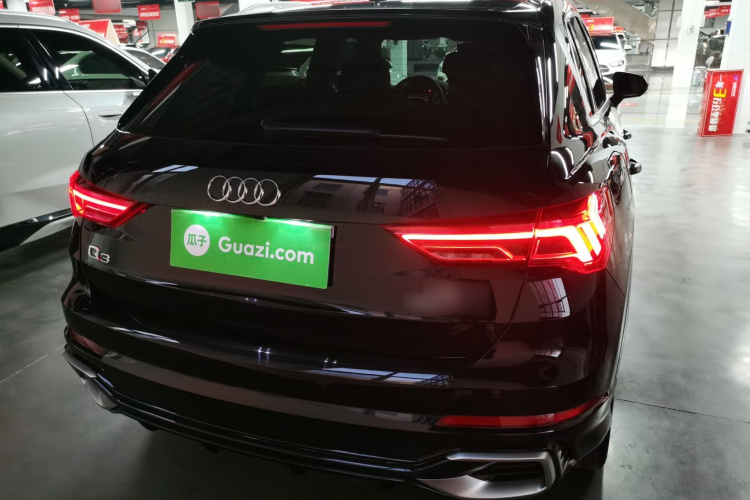 奥迪Q3 2024款 35 TFSI 时尚动感型车身外观6