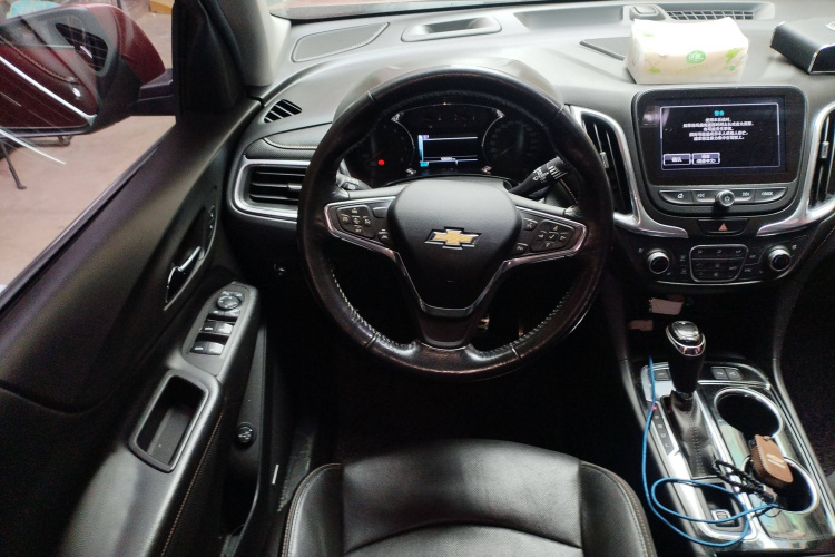 雪佛兰 探界者 2017款 550T 自动四驱捍界版局部细节13