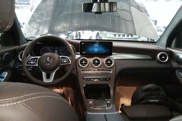 奔驰GLC 2022款 改款二 GLC 260 L 4MATIC 豪华型中控内饰12