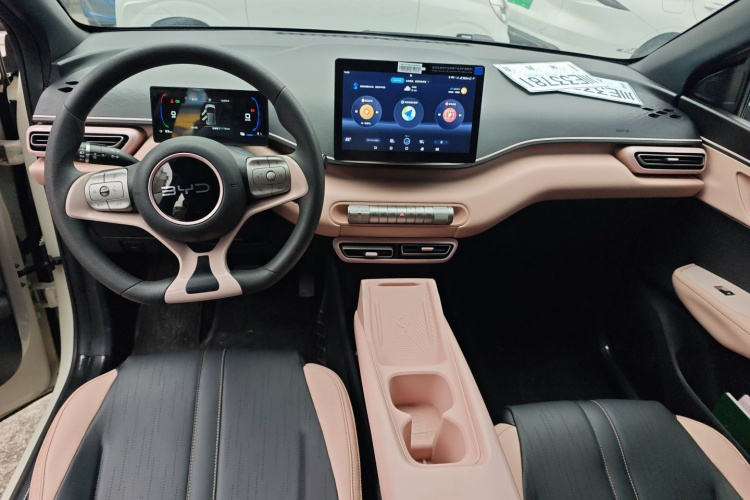 比亚迪 海鸥 2024款 荣耀版 305km 活力版中控内饰12