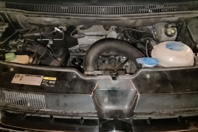 大众 迈特威 2012款 2.0TSI 两驱豪华版局部细节24