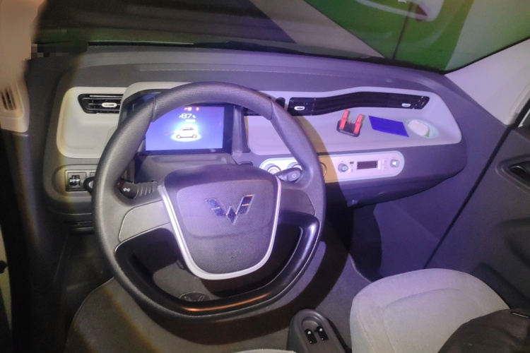 五菱汽车 宏光MINIEV 2022款 马卡龙时尚款 三元锂中控内饰12