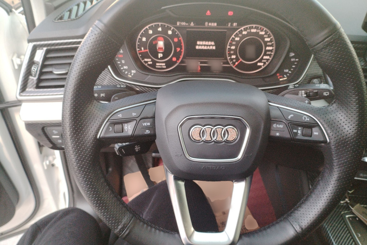 奥迪Q5L 2018款 40 TFSI 荣享时尚型 国V中控内饰13