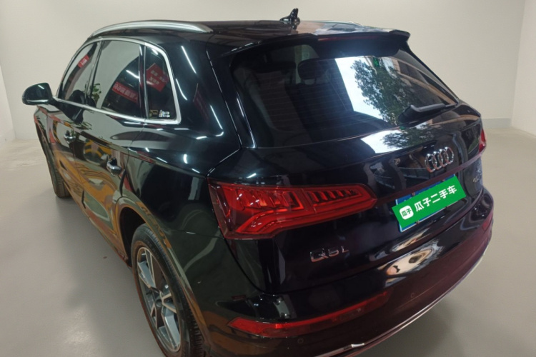 奥迪Q5L 2018款 45 TFSI 尊享时尚型 国VI车身外观5