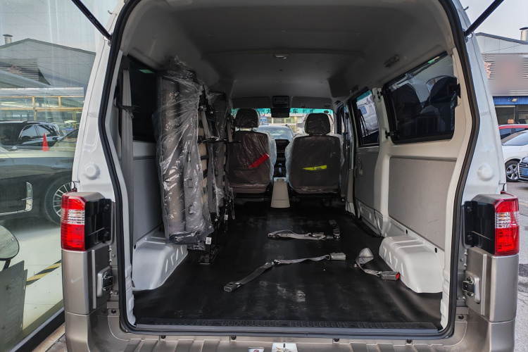 金杯 小海狮X30 2024款 1.5L 财富型客车 5/6/7座中控内饰7004