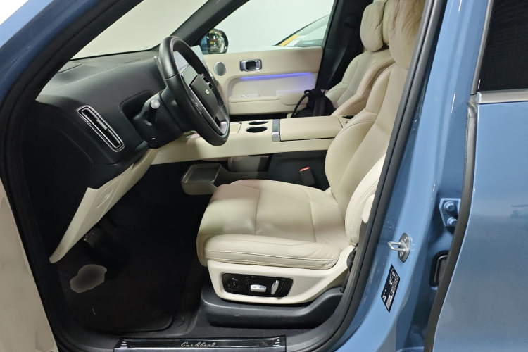 理想汽车 理想L8 2023款 Max局部细节19