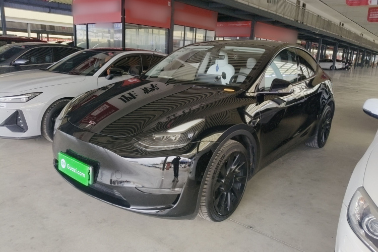 特斯拉 Model Y 2021款 长续航全轮驱动版 3D7车身外观6003
