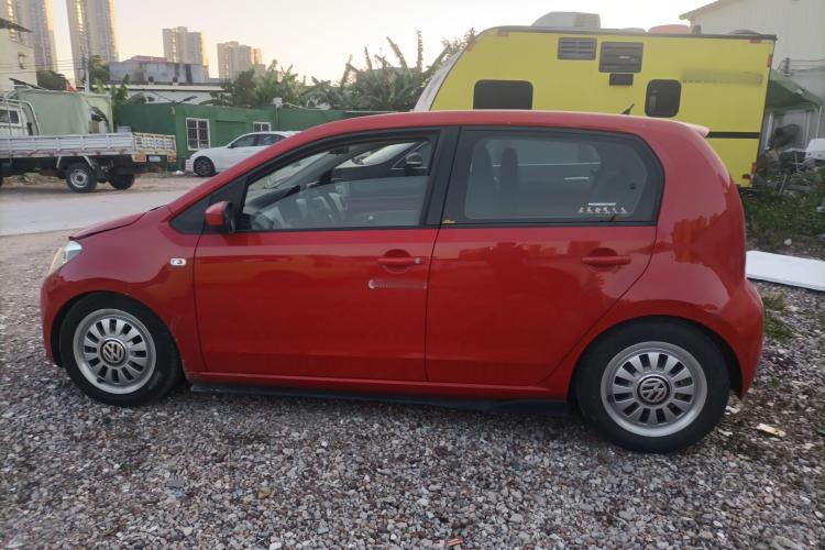 大众up! 2015款 1.0L move up!车身外观4