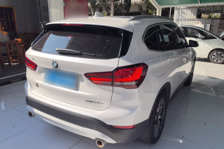 宝马X1 2021款 改款 sDrive25Li 领先型车身外观7