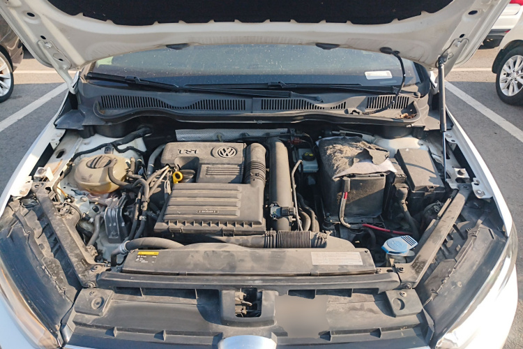 大众 高尔夫·嘉旅 2016款 230TSI 自动进取型机舱底盘24