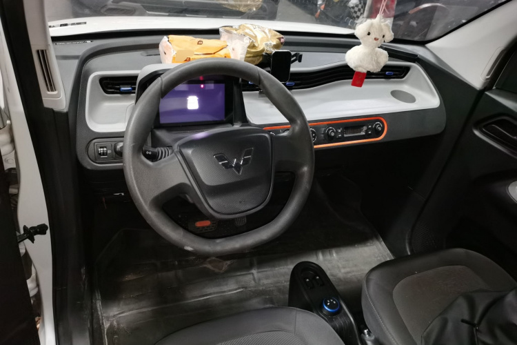 五菱汽车 宏光MINIEV 2022款 悦享款 磷酸铁锂中控内饰12