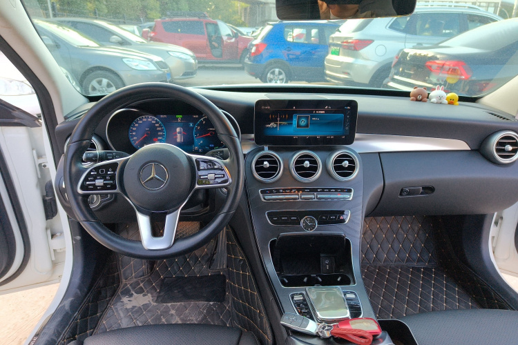 奔驰C级(进口) 2020款 改款 C 260 旅行轿车中控内饰12