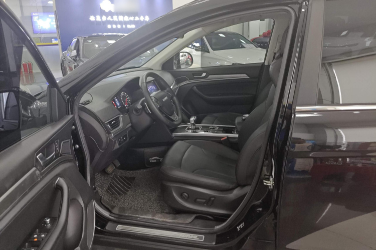 哈弗H6 2018款 蓝标 运动版 1.5T 自动两驱精英型中控内饰19