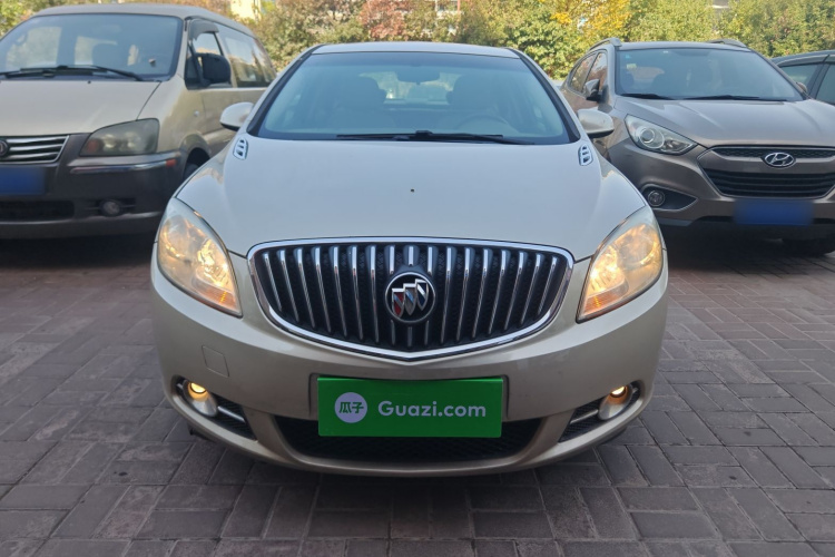 别克 英朗 2013款 GT 1.6L 自动时尚版车身外观2