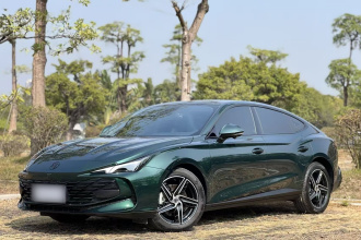 名爵 MG7 2025款 1.5T 300 DCT豪华版