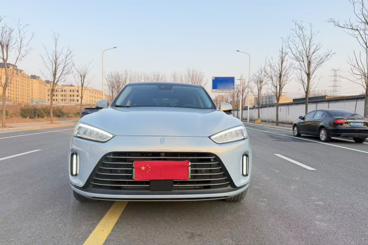 鸿蒙智行 问界M5 2022款 增程四驱旗舰版车身外观6002