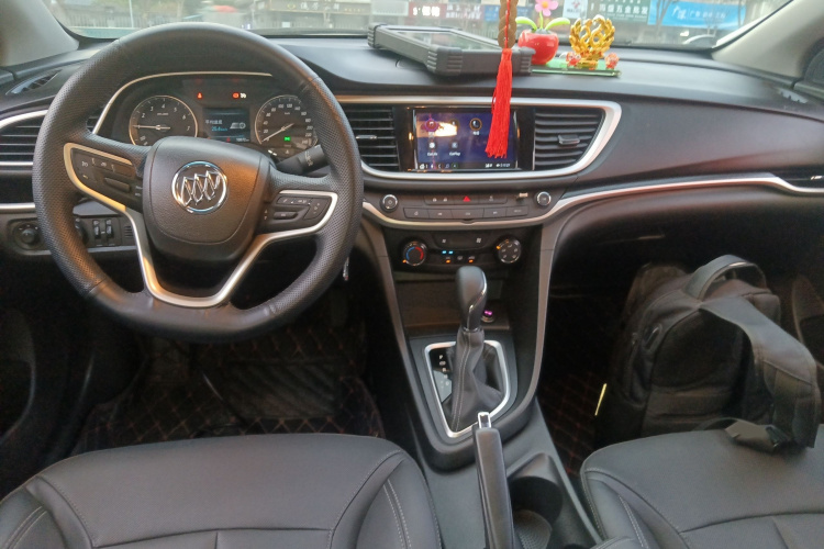 别克 英朗 2021款 改款 典范 1.5L 自动精英型中控内饰7002