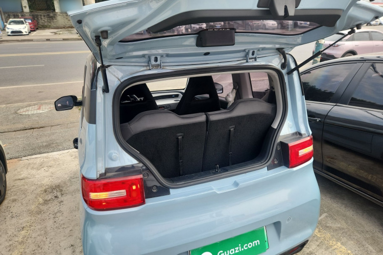 五菱汽车 宏光MINIEV 2021款 马卡龙臻享款 三元锂机舱底盘23