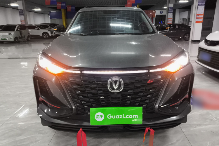 长安CS75 PLUS 2022款 1.5T 自动豪华型车身外观2