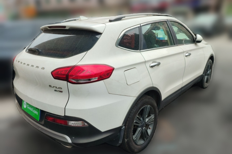 猎豹汽车 猎豹CS10 2017款 2.0T 手动风尚型车身外观7