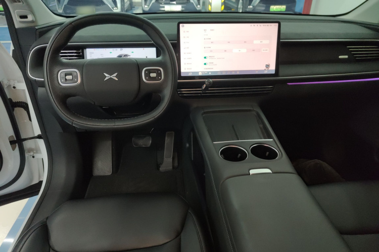 小鹏G6 2023款 580 长续航 Pro中控内饰12