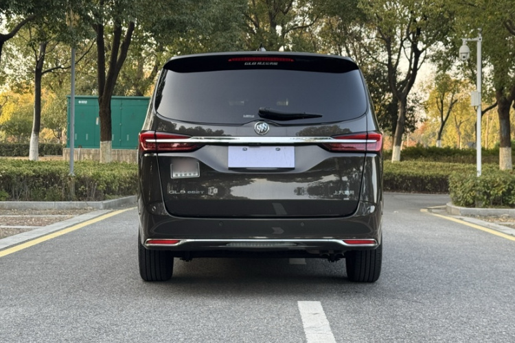 别克GL8 2021款 陆上公务舱 652T 尊贵型车身外观6001