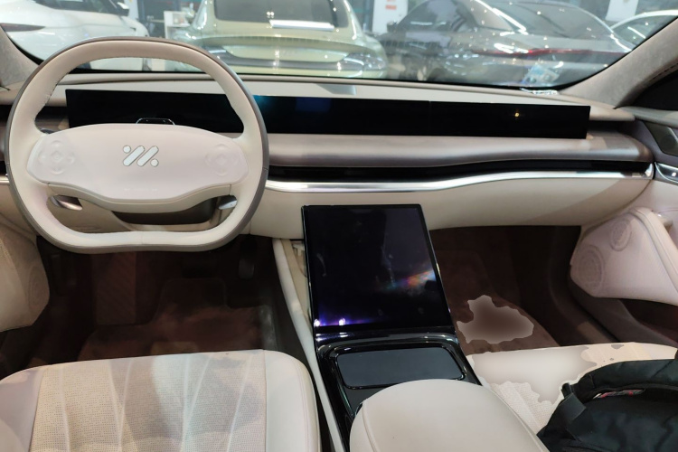 智己汽车 智己L7 2022款 Pro中控内饰7002